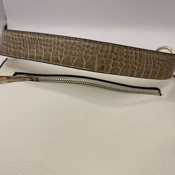 LADIES WHITE LEATHER LIKE SHOULDER-HANDBAG WITH Faux Alligator Side Est 1946 - Picture 6 of 8
